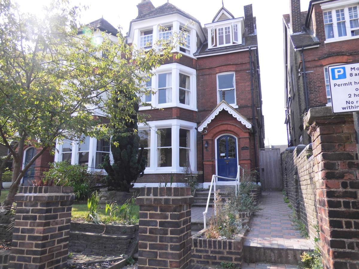 Greystones Bed And Breakfast Rochester (Kent) Extérieur photo